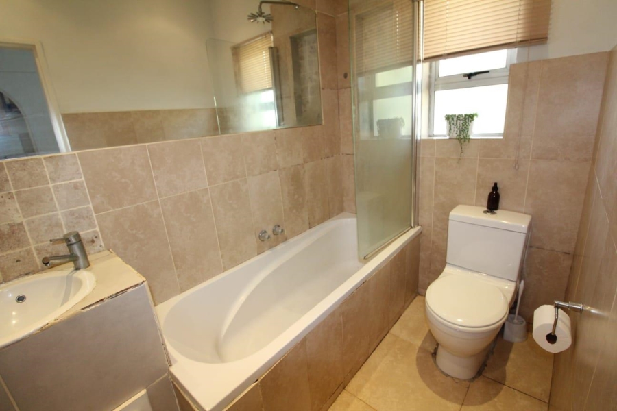 0 Bedroom Property for Sale in Oranjezicht Western Cape